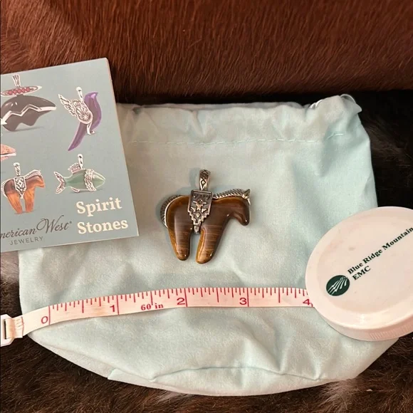Horse Pendant by American West! - Picture 2 of 3